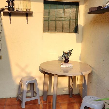 Jaguar Basic Accommodation Antigua Luaran gambar